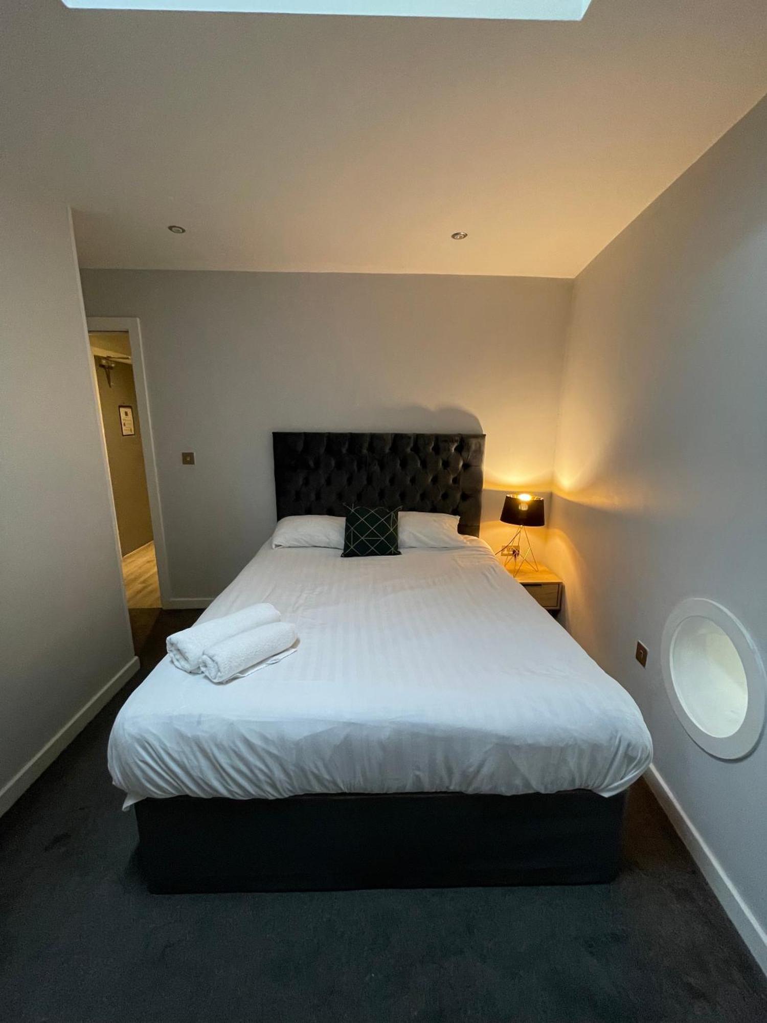 Align Lux Apartments, Liverpool City Centre Extérieur photo
