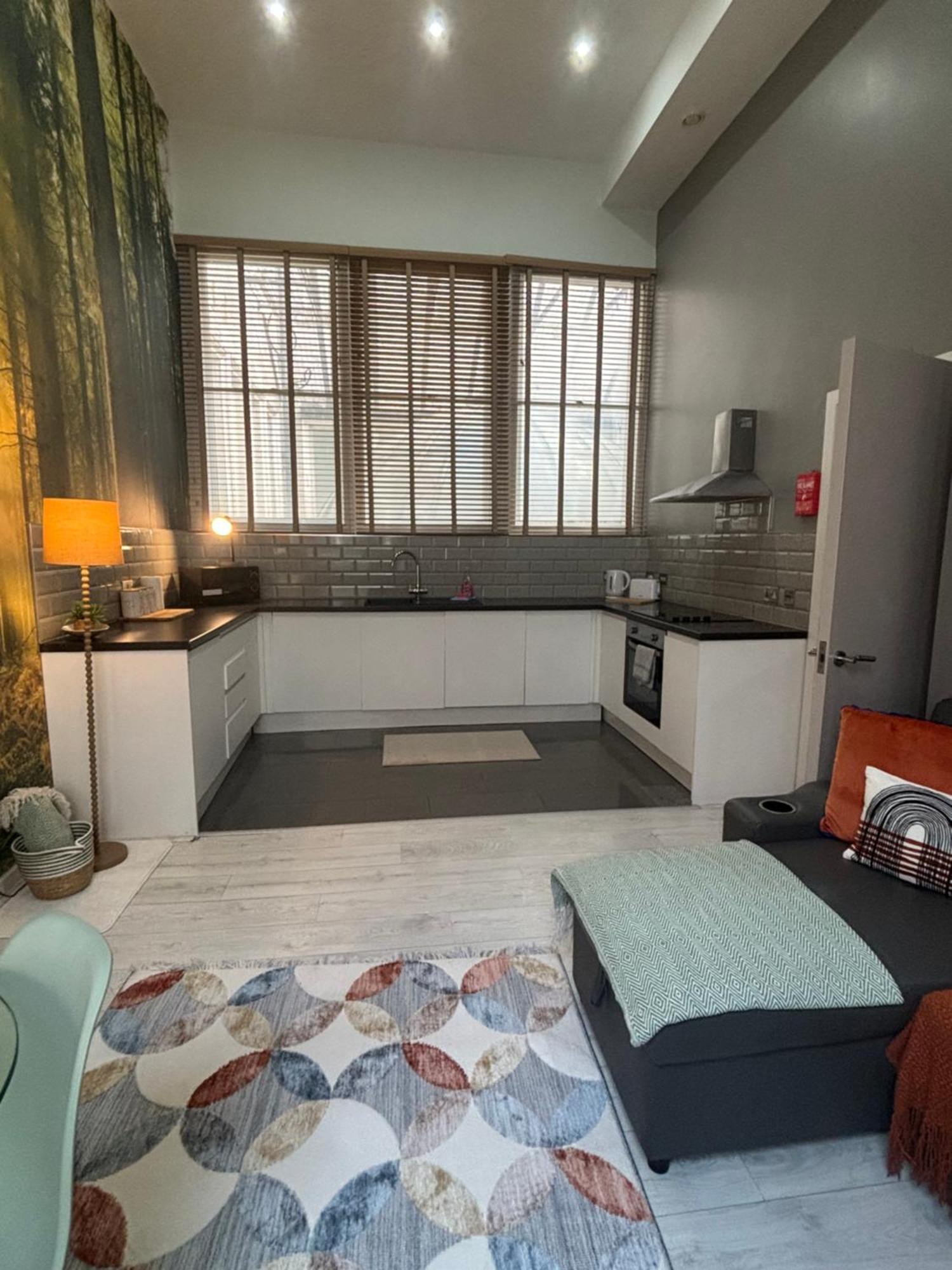 Align Lux Apartments, Liverpool City Centre Extérieur photo